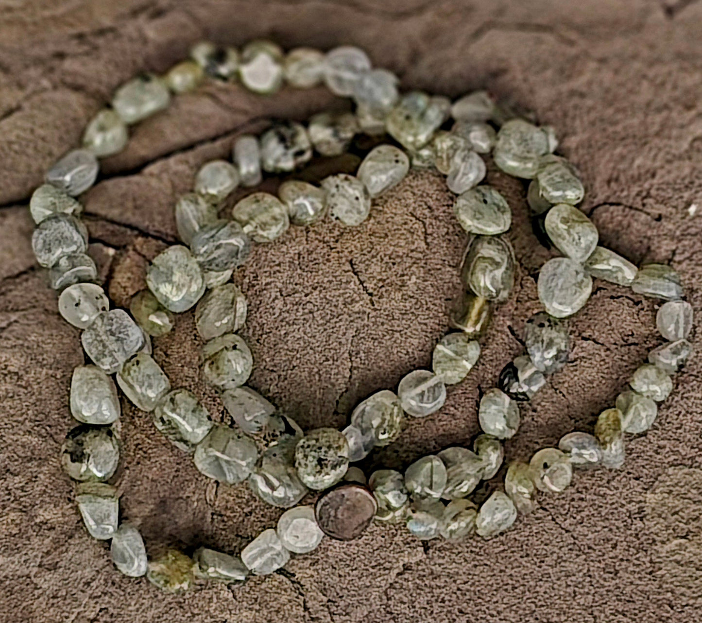 Small Tumble Stone Bracelet - Laboradite