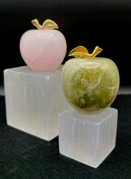 Pakistan- Apple - 2.5"