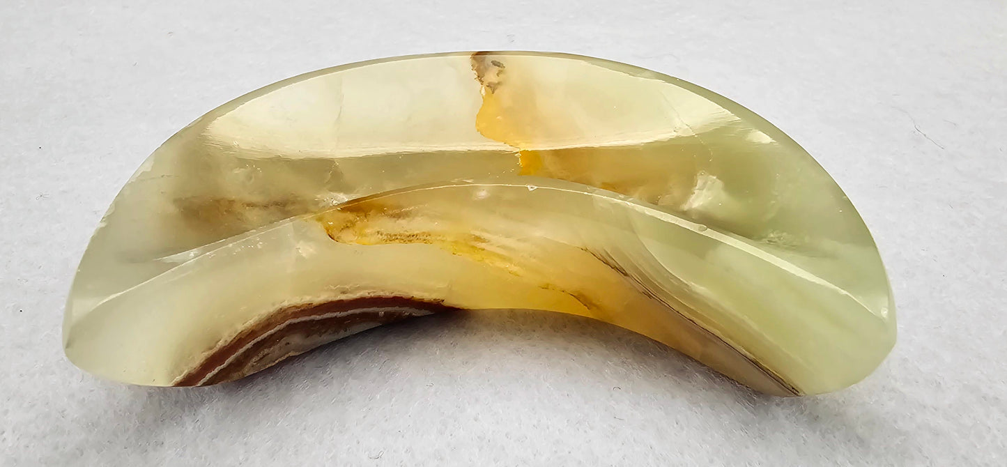 Pakistan Onyx Moon Dish 3"