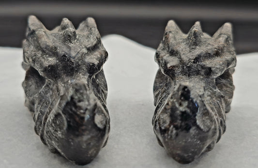 Dragon Head Firework with Garnet 2.5"