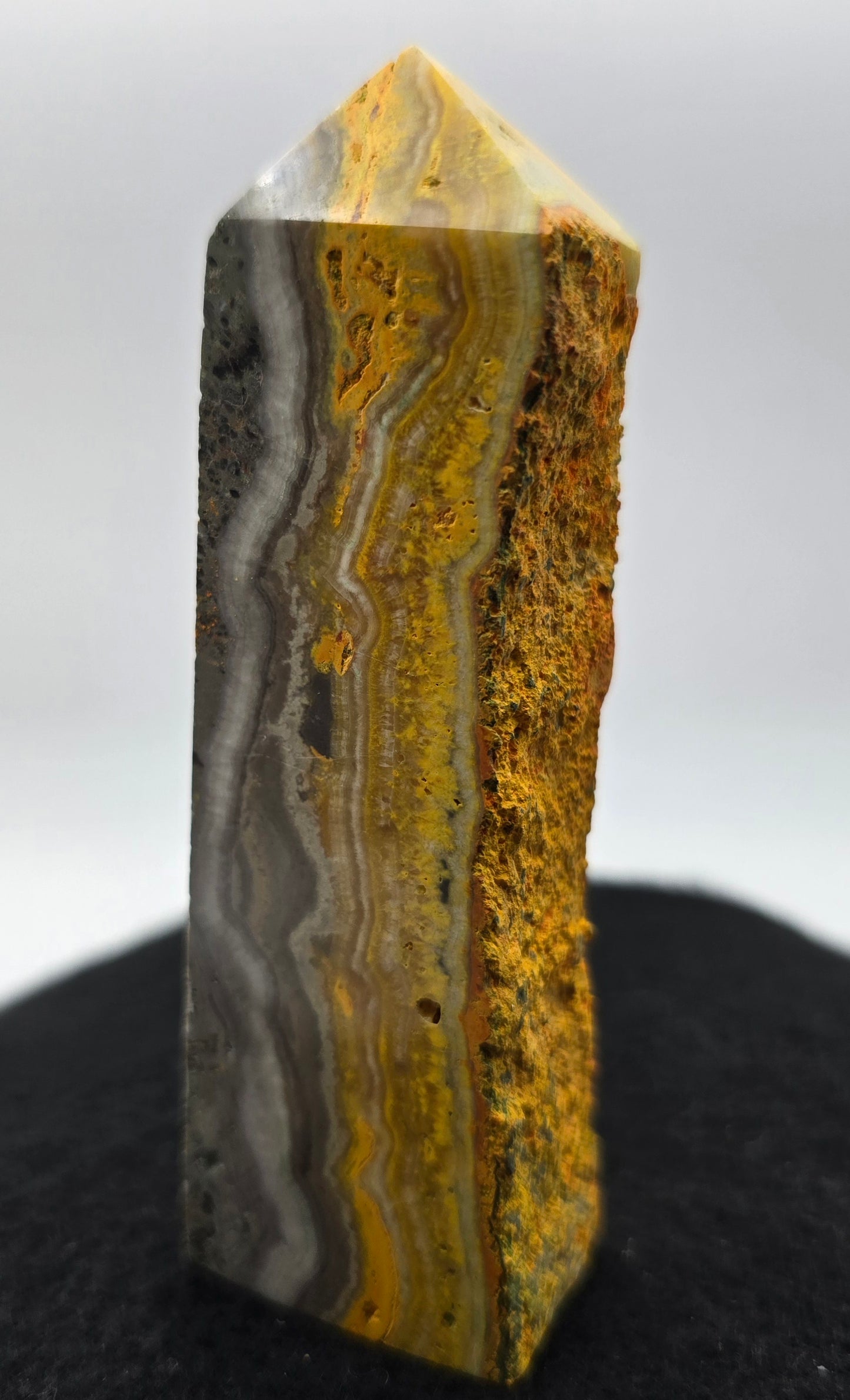 Bumble Bee Jasper Raw Cut Tower 4.1"-#4
