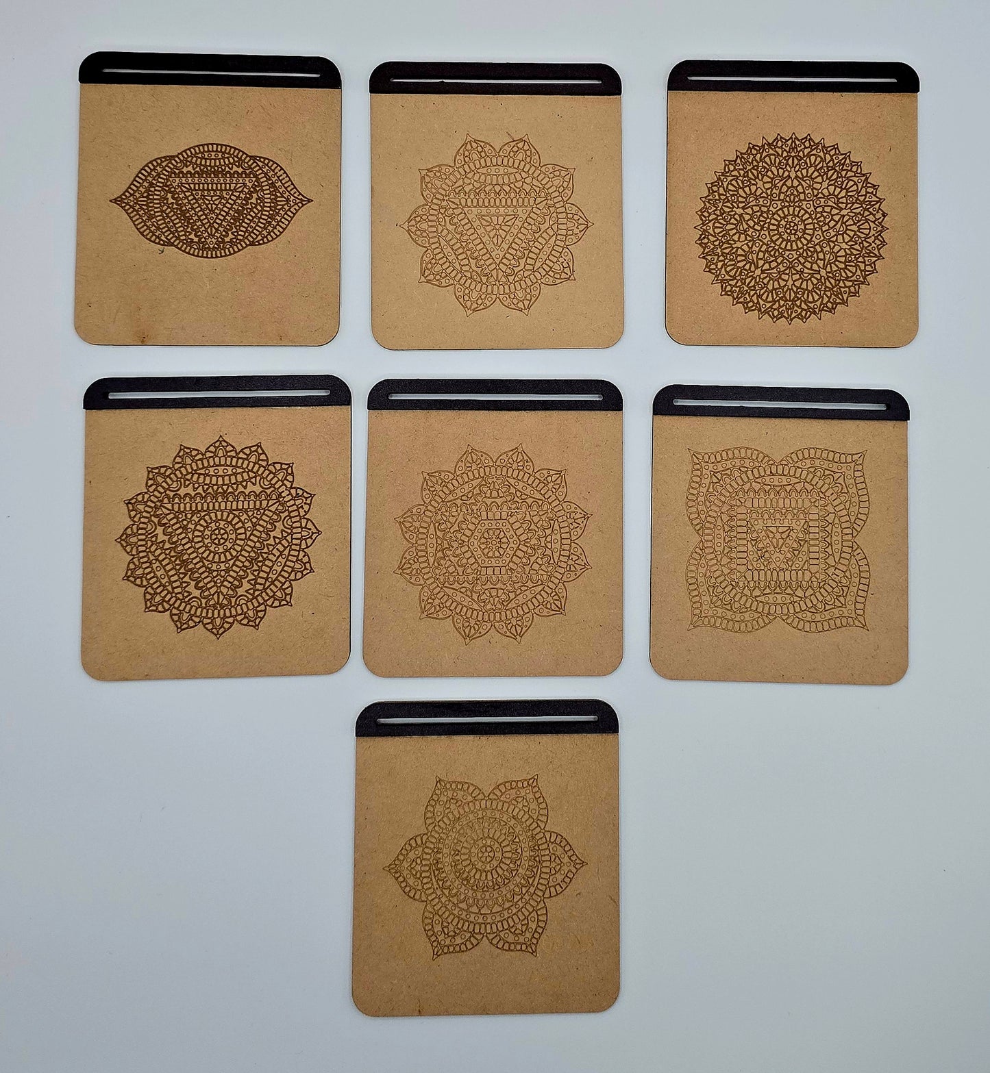 7 Tarot Chakra Cards and Stones