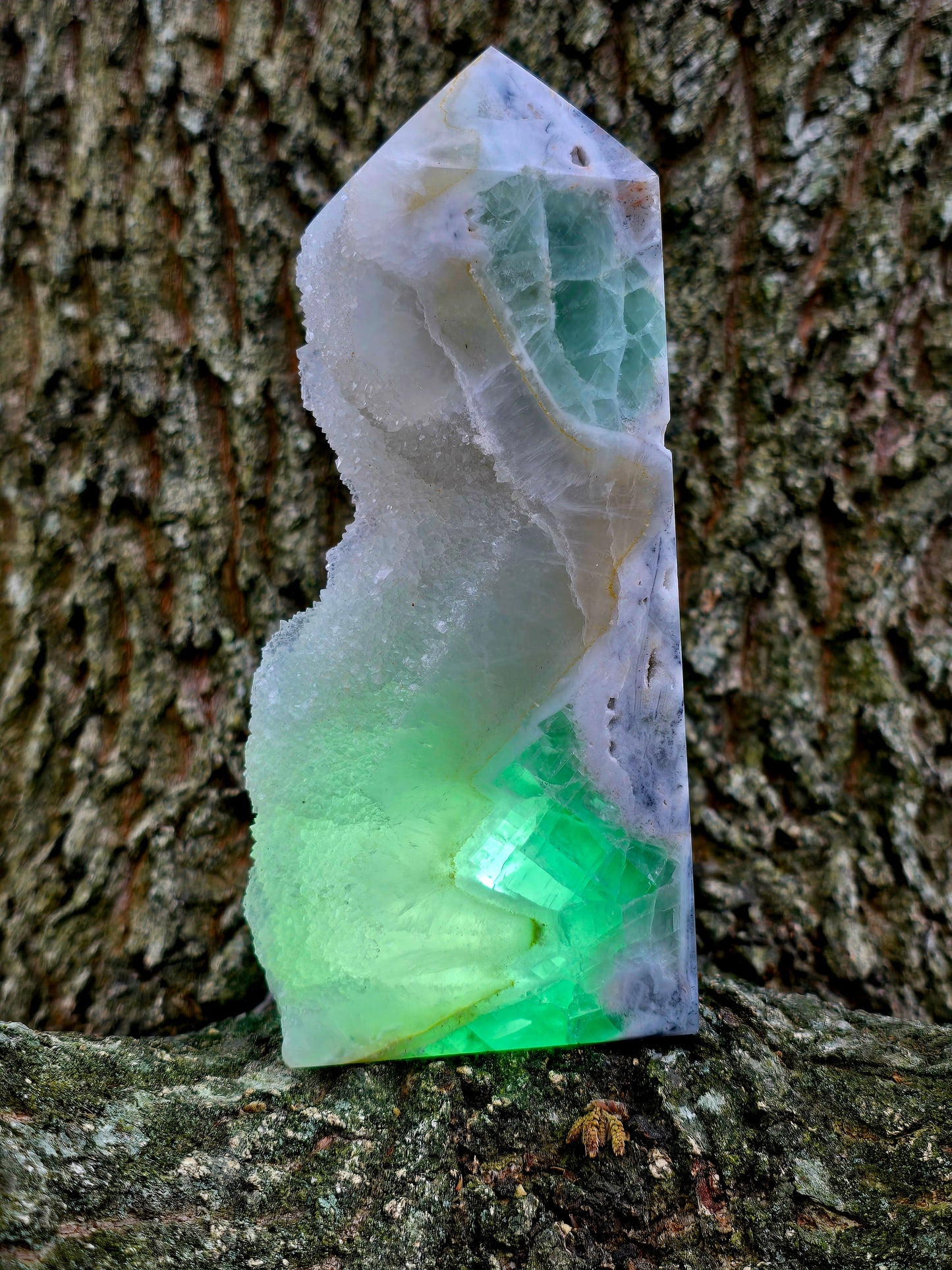 Green Fluorite Tower with Druzy Pockets