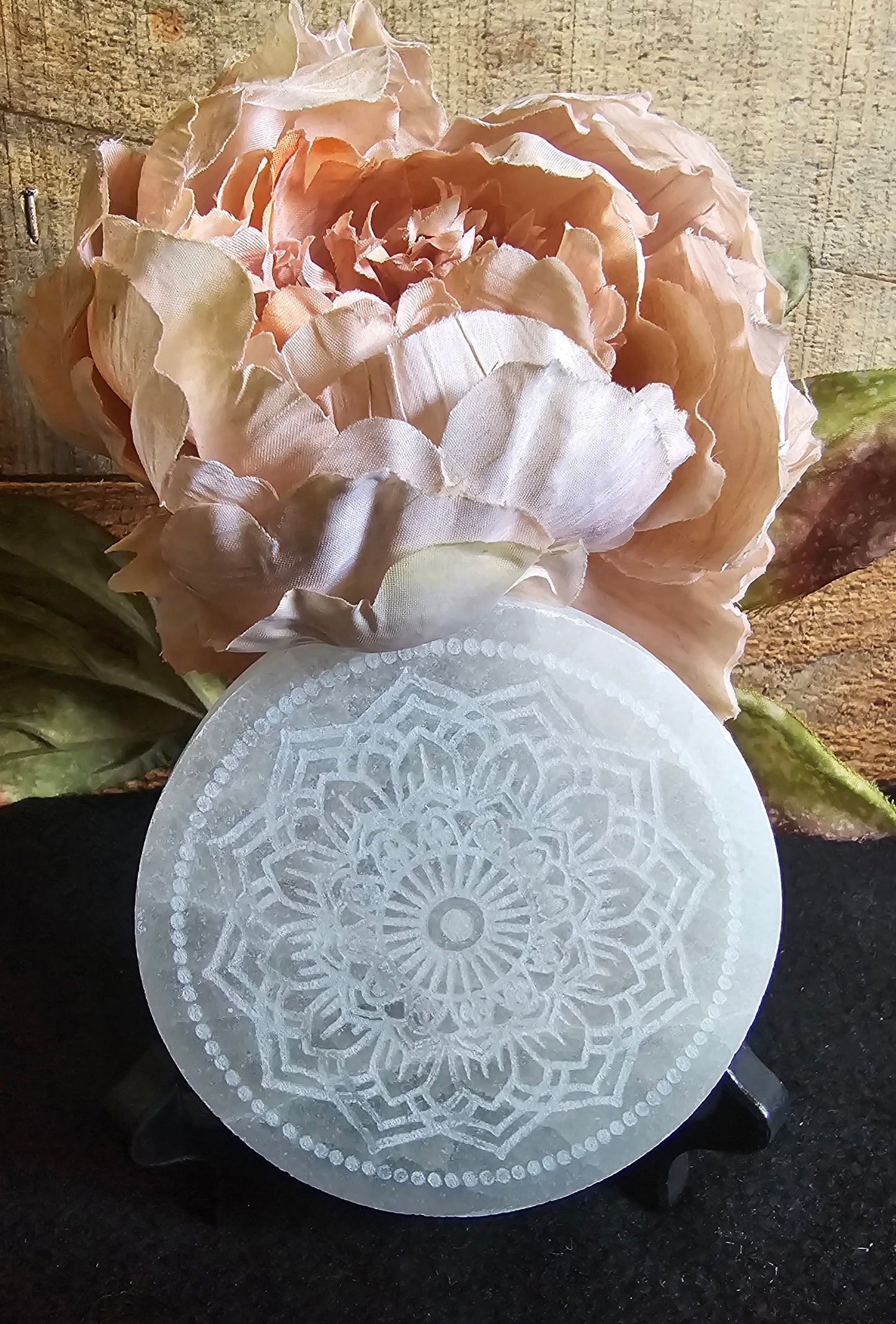 Selenite Flower Charging Plate 4"