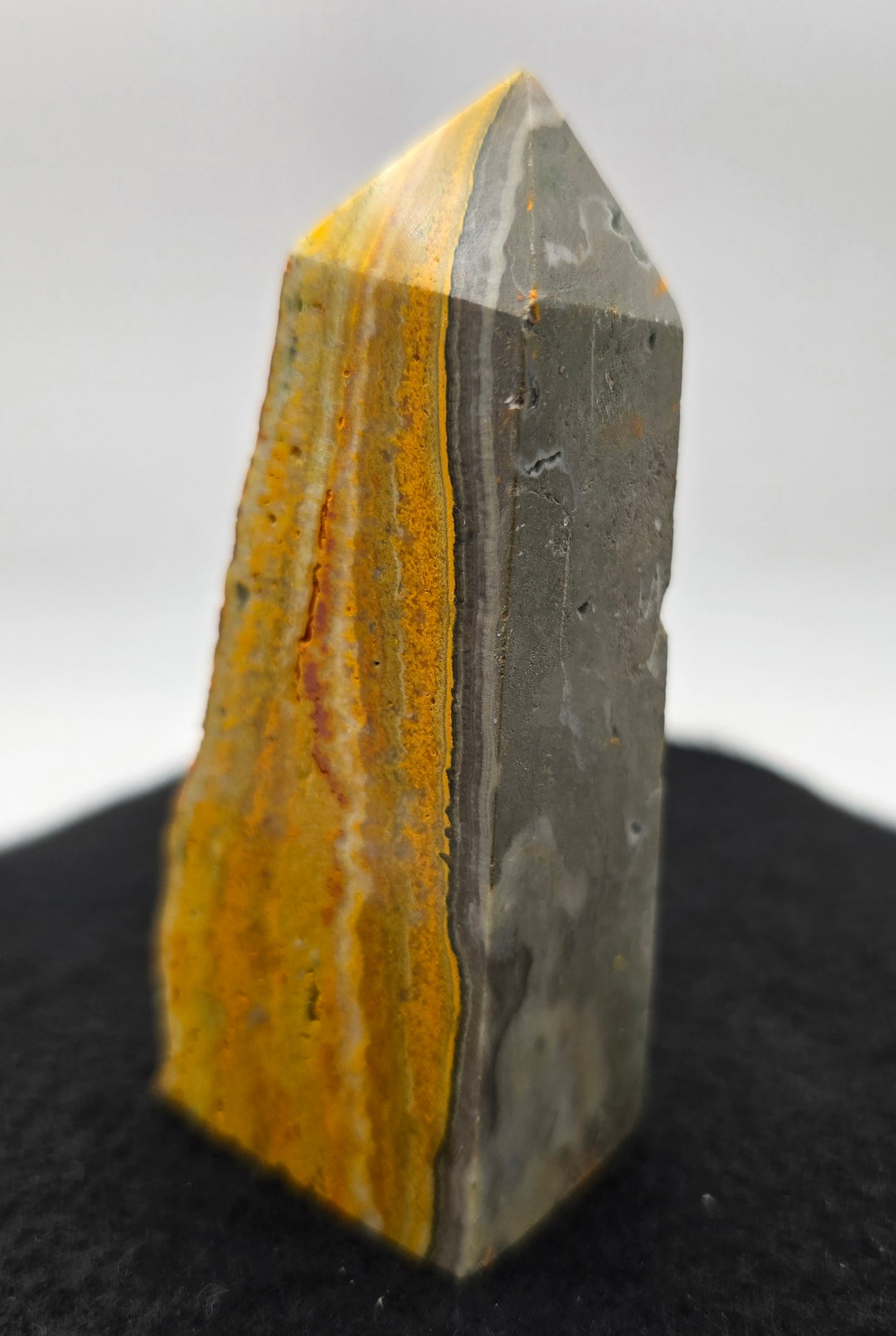 Bumble Bee Jasper Raw Cut Tower 3.6"-#1